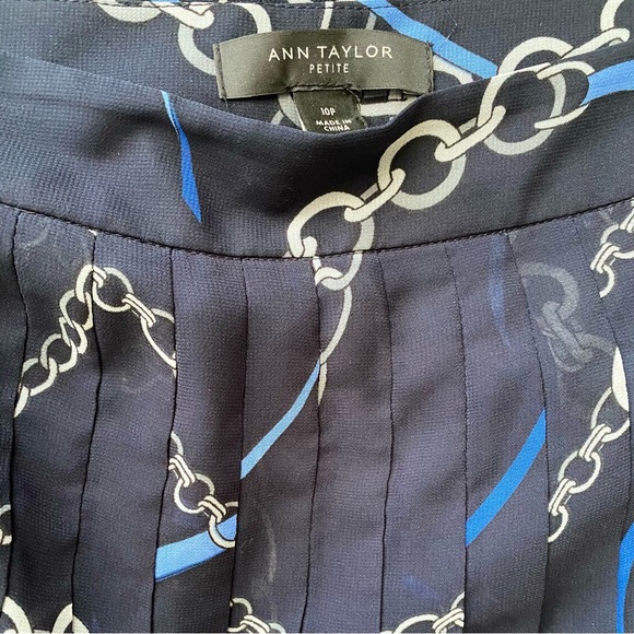 Ann Taylor Ribbon Chain Nautical Navy Pleated Skirt - Picture 4 of 4